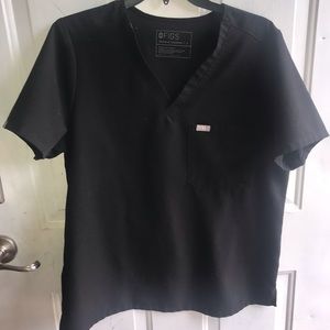 figs scrub top